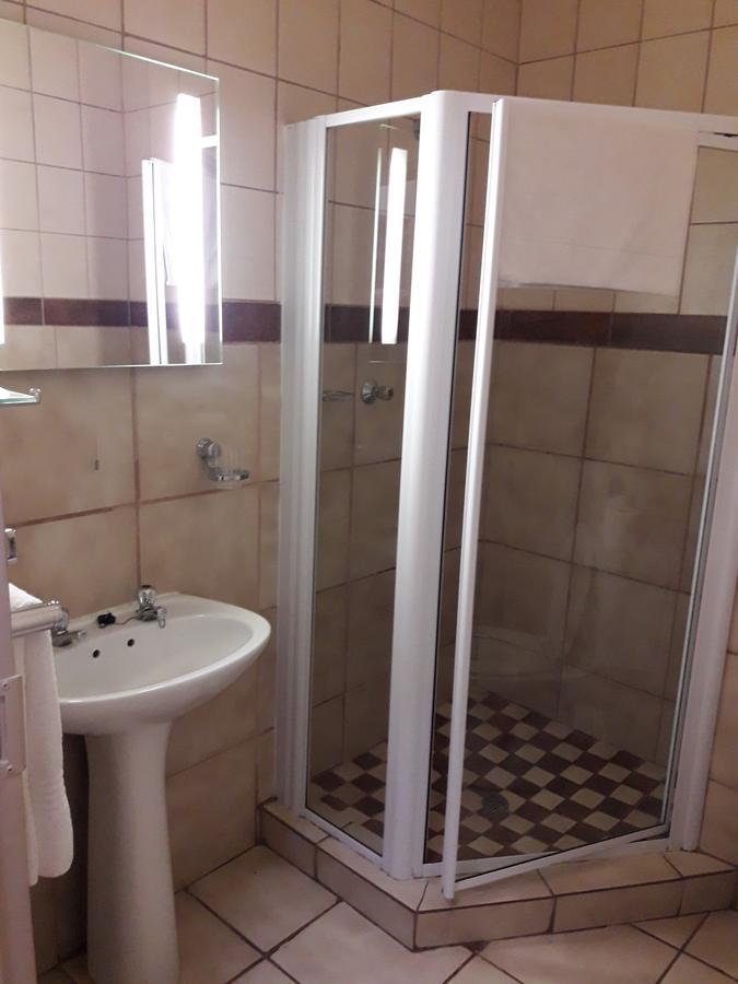 Airport Hotel Кимберли Экстерьер фото